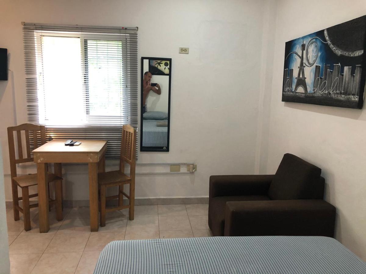 Casa Yoana Apartment Плая дел Кармен Екстериор снимка