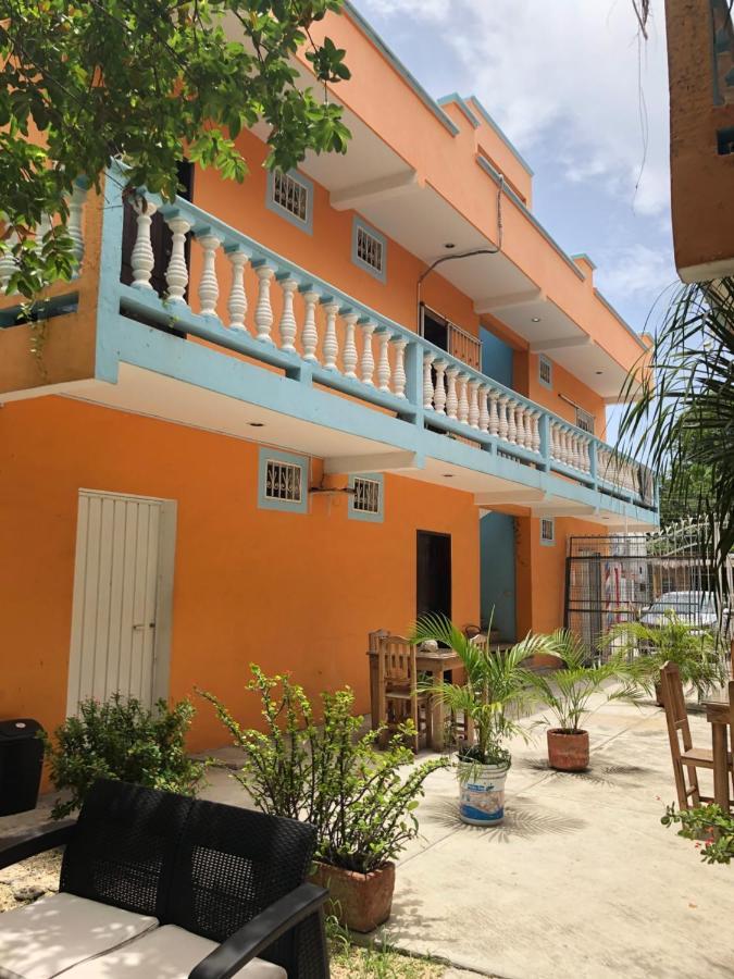 Casa Yoana Apartment Плая дел Кармен Екстериор снимка