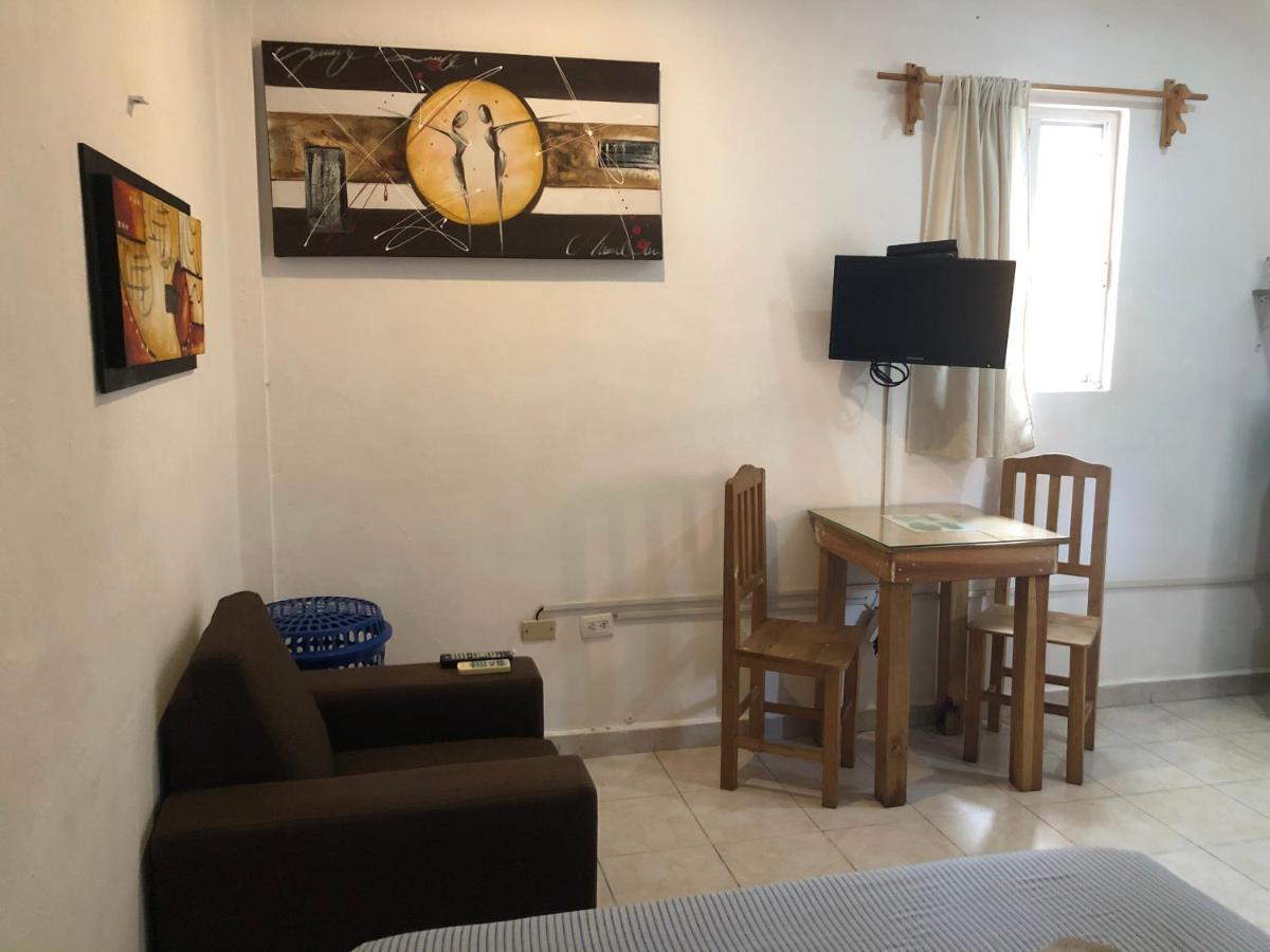 Casa Yoana Apartment Плая дел Кармен Екстериор снимка