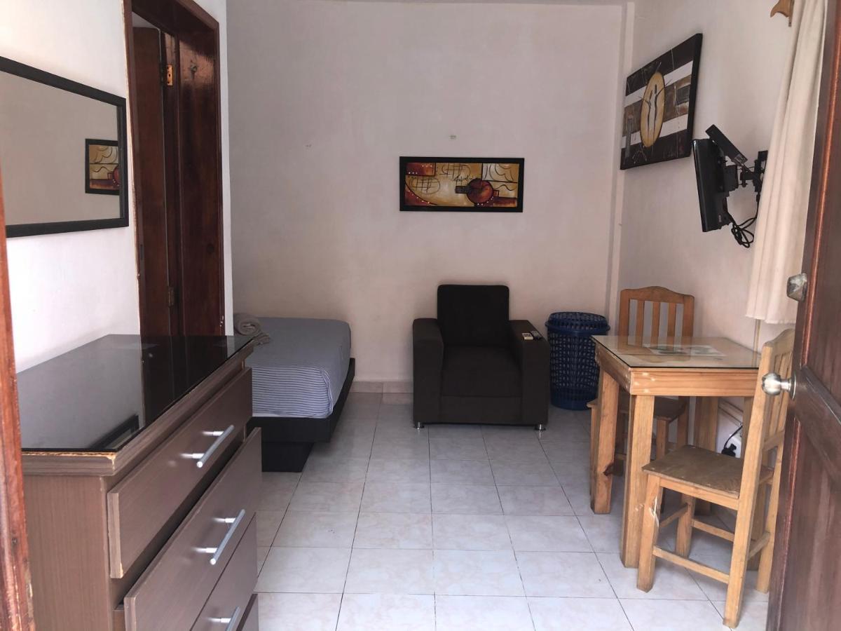 Casa Yoana Apartment Плая дел Кармен Екстериор снимка