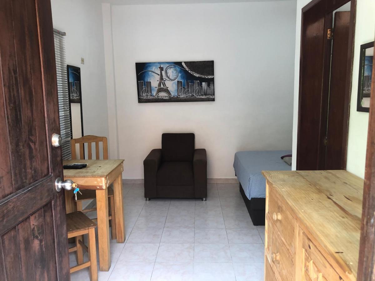 Casa Yoana Apartment Плая дел Кармен Екстериор снимка