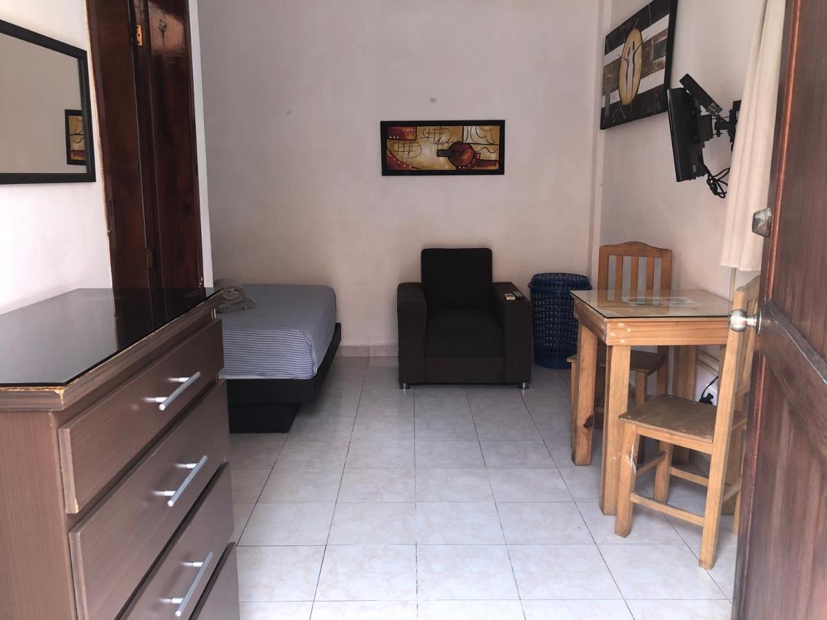 Casa Yoana Apartment Плая дел Кармен Екстериор снимка