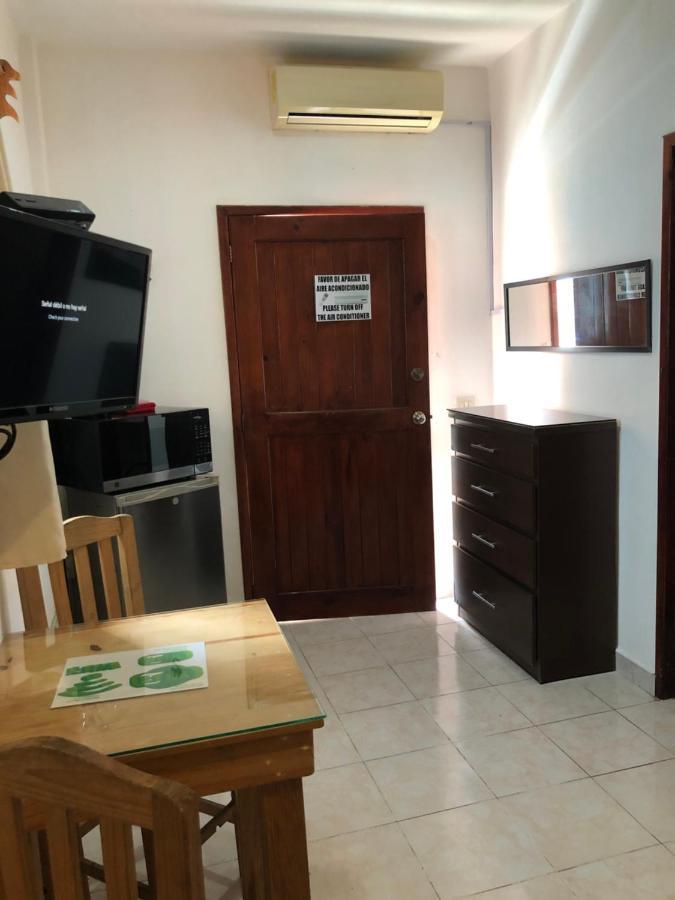 Casa Yoana Apartment Плая дел Кармен Екстериор снимка