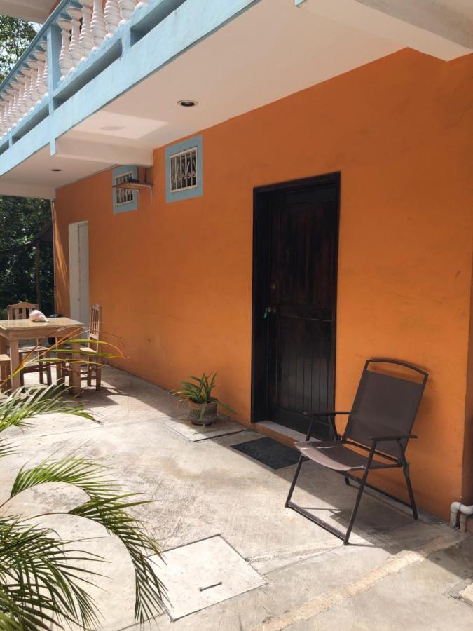 Casa Yoana Apartment Плая дел Кармен Екстериор снимка