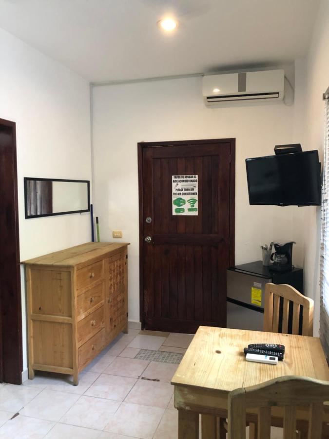 Casa Yoana Apartment Плая дел Кармен Екстериор снимка