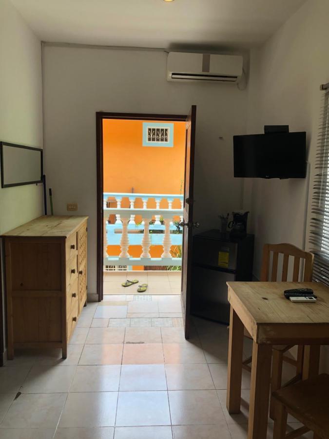 Casa Yoana Apartment Плая дел Кармен Екстериор снимка